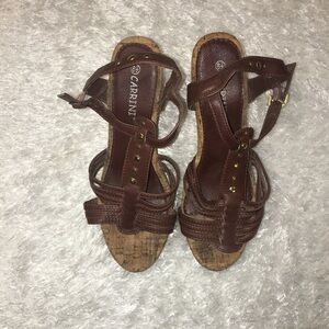 🔸 Carrini Cork Wedges